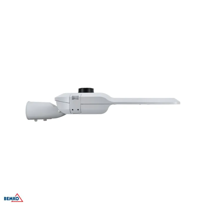 Lampa uliczna Luxmena C82-AVN-100B0-76S2-9006-T2M