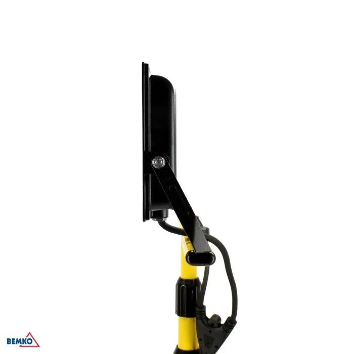 Naświetlacz LED, Statyw do naświetlaczy Bemko C52-TRIPOD-250-4K