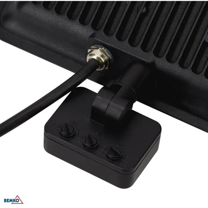 Naświetlacz LED Bemko C65-LFS-010BL-4K