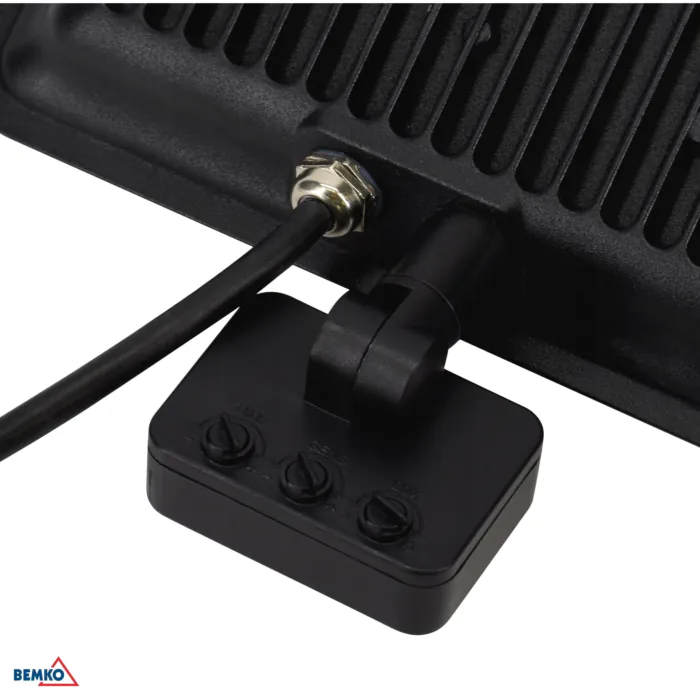 Naświetlacz LED Bemko S-C65-LFS-030BL-4K