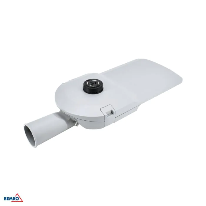 Lampa uliczna Luxmena C82-AVN-100B0-76S2-9006-T2M