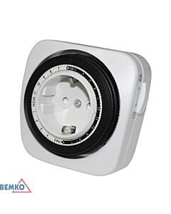 Programator czasowy mechaniczny dobowy zegar sterujący Schuko 16A 230V Bemko B62-TSMD20