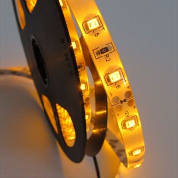 Taśma LED RGB 300 wodoodporna 4.8W 900lm IP63 5m Eco Light EC79345