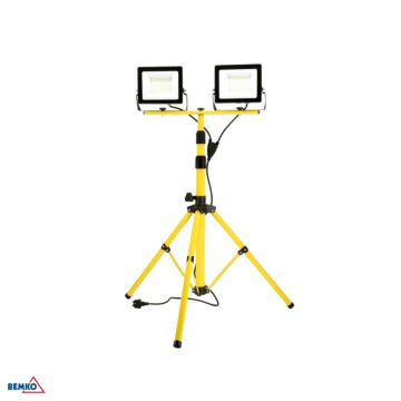 Naświetlacz LED, Statyw do naświetlaczy Bemko C52-TRIPOD-250-6K